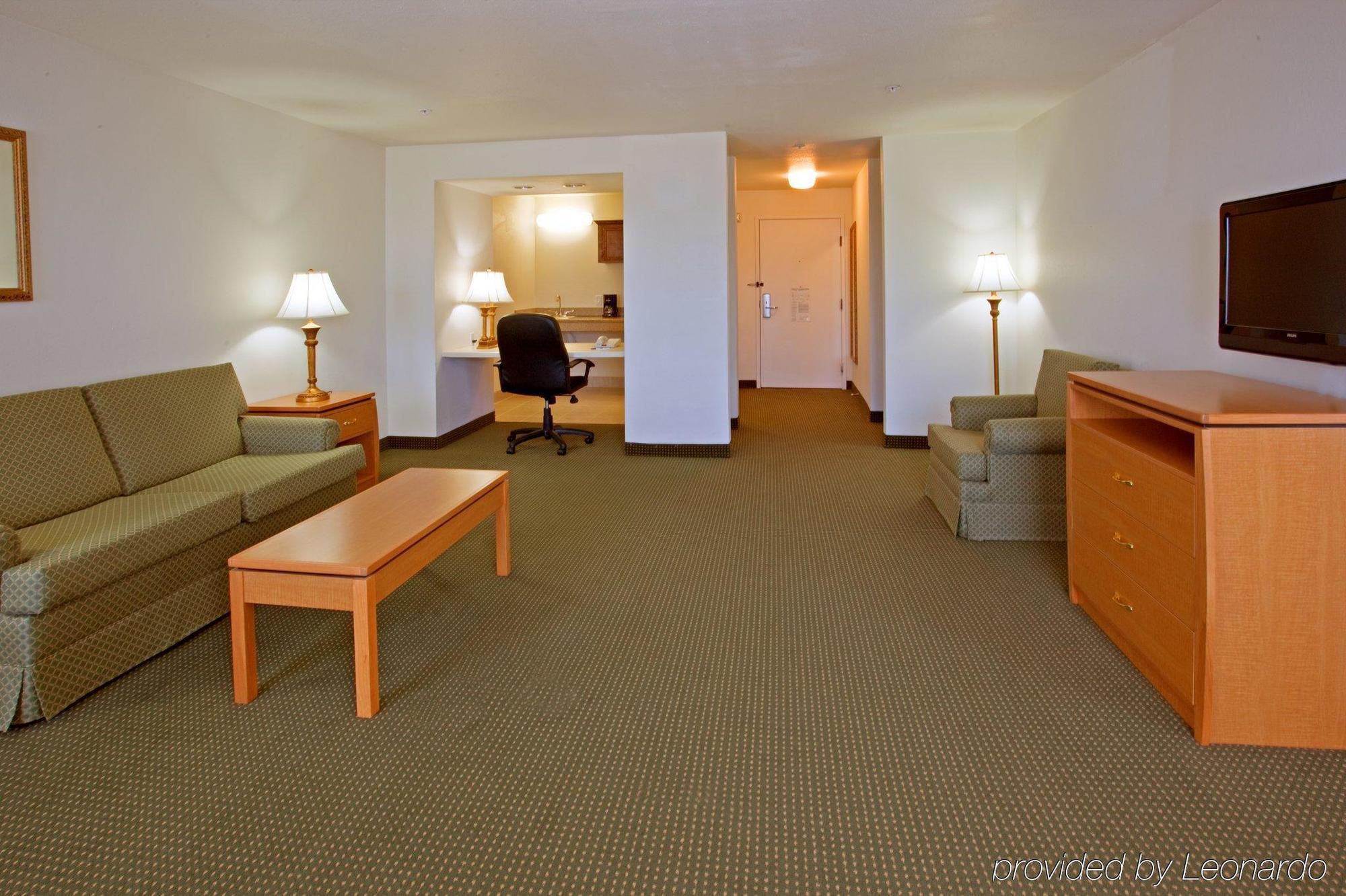 Holiday Inn Express Hotel & Suites Columbus By Ihg Pokój zdjęcie
