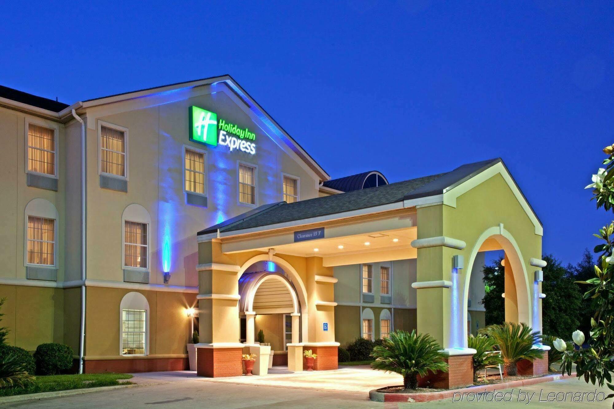 Holiday Inn Express Hotel & Suites Columbus By Ihg Zewnętrze zdjęcie